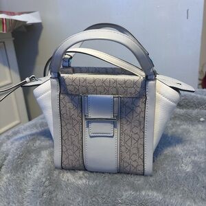 Calvin Klein Crossbody